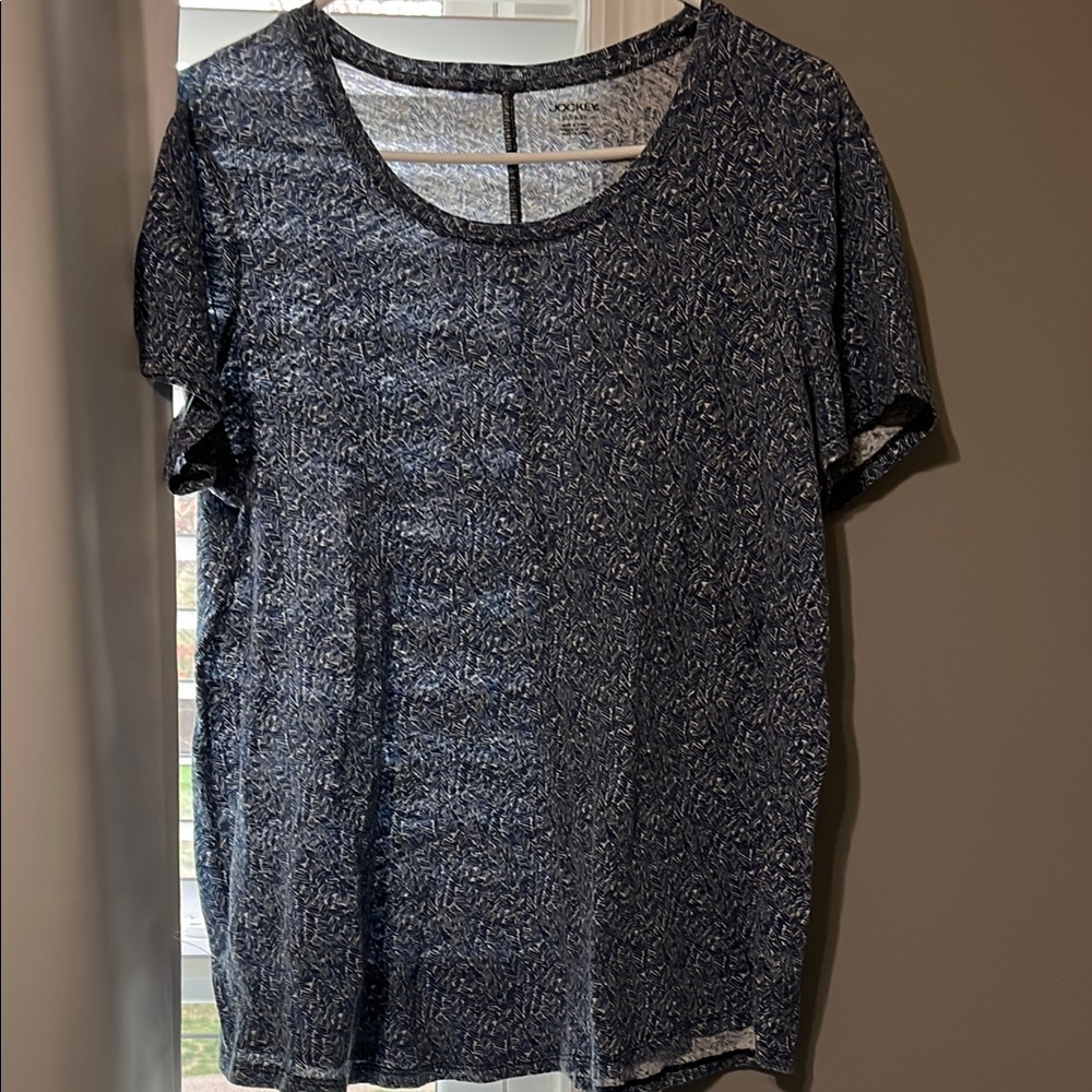 Chic Navy Blue Patterned Top